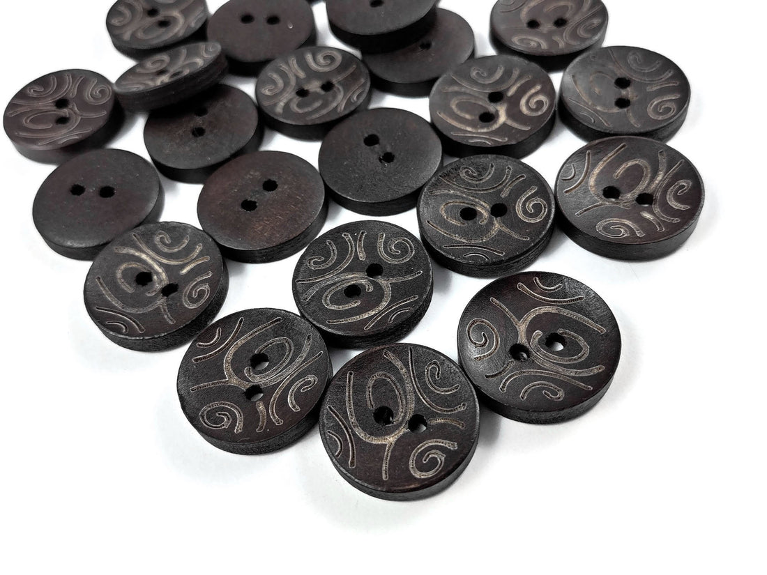 6 dark brown wooden button with tribal pattern 18mm