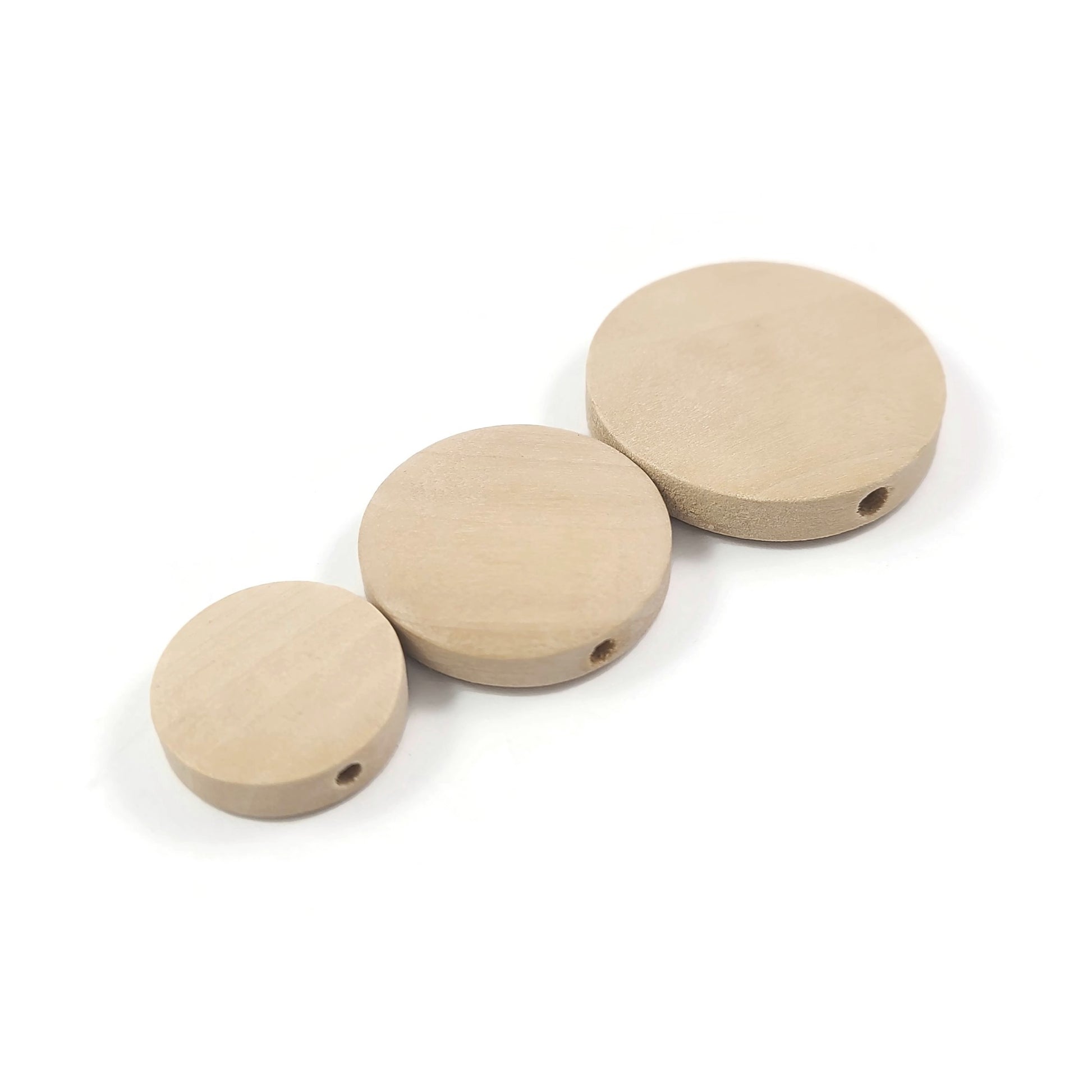 Perles de bois naturel en rondelle de 15mm, 20mm ou 25mm