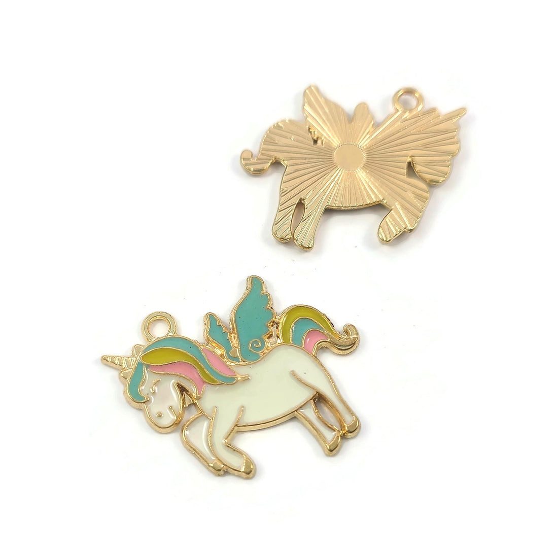 1 Cute unicorn enamel charm, Nickel free metal pendants