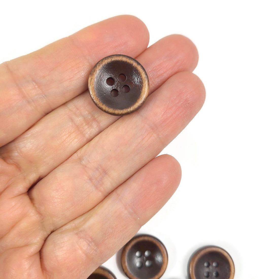 Dark brown button 18mm - set of 6 wood buttons