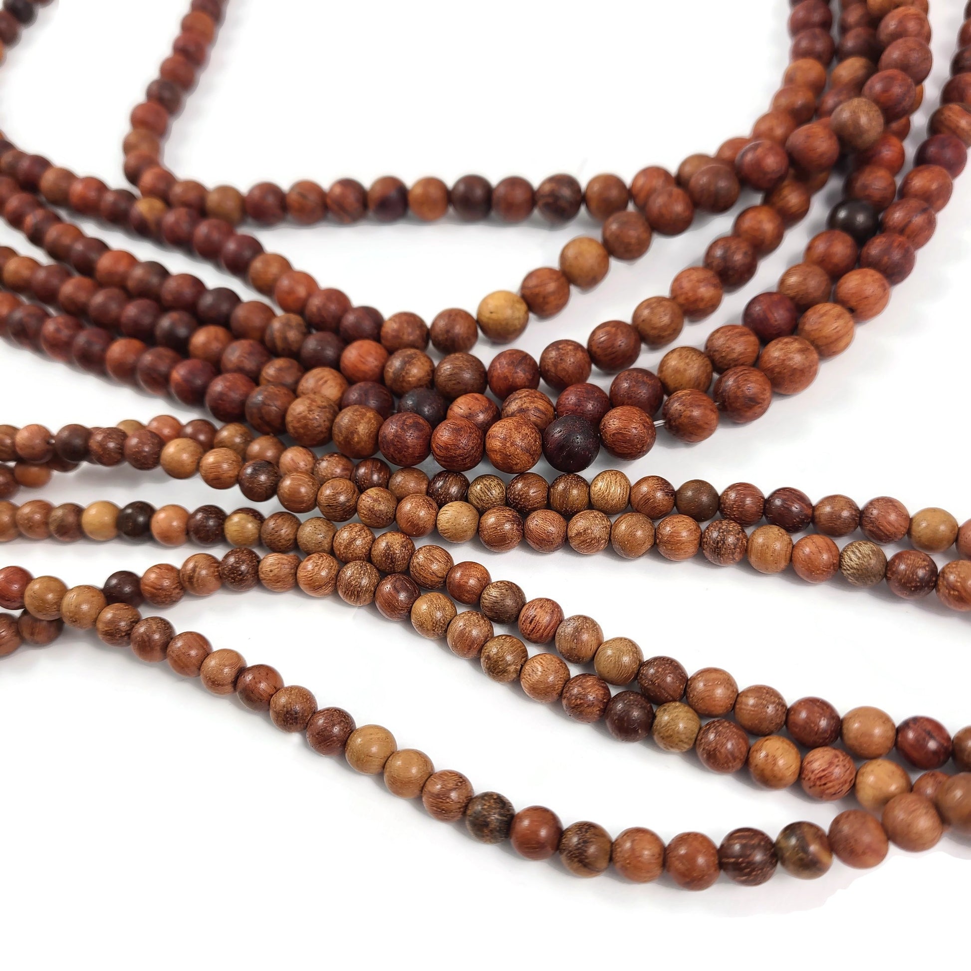 Perles en bois de rose de Birmanie