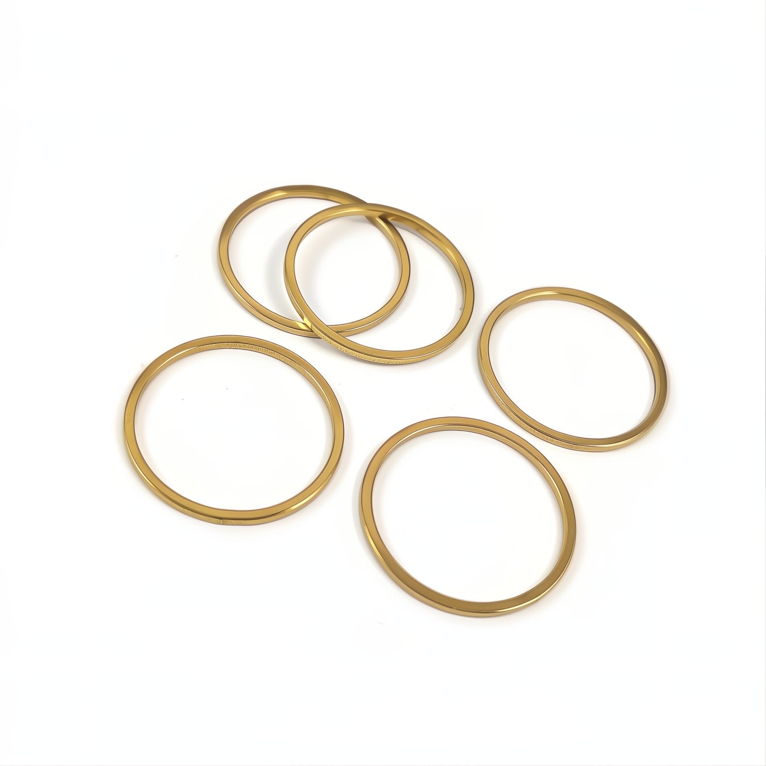 5 anneaux en acier inoxydable plaqué PVD or 18 carats véritable