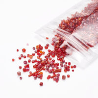 Perles de rocaille en verre - ROUGE - Assortiment de formes et grandeurs