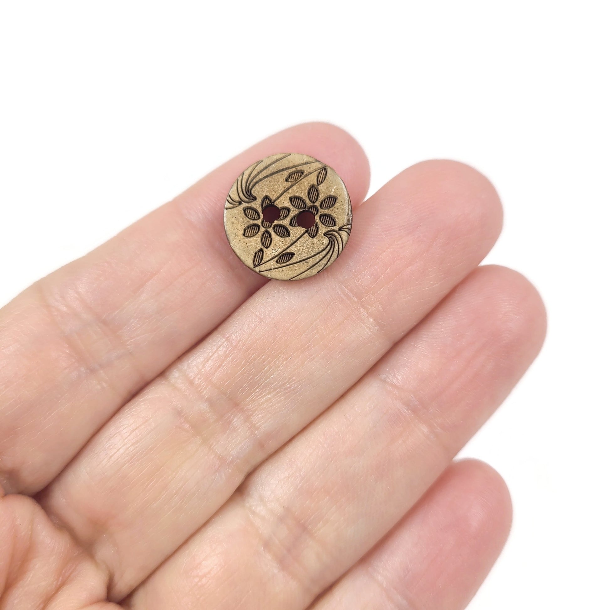 10 Boutons en bois de coco 15mm - Fleurs des champs