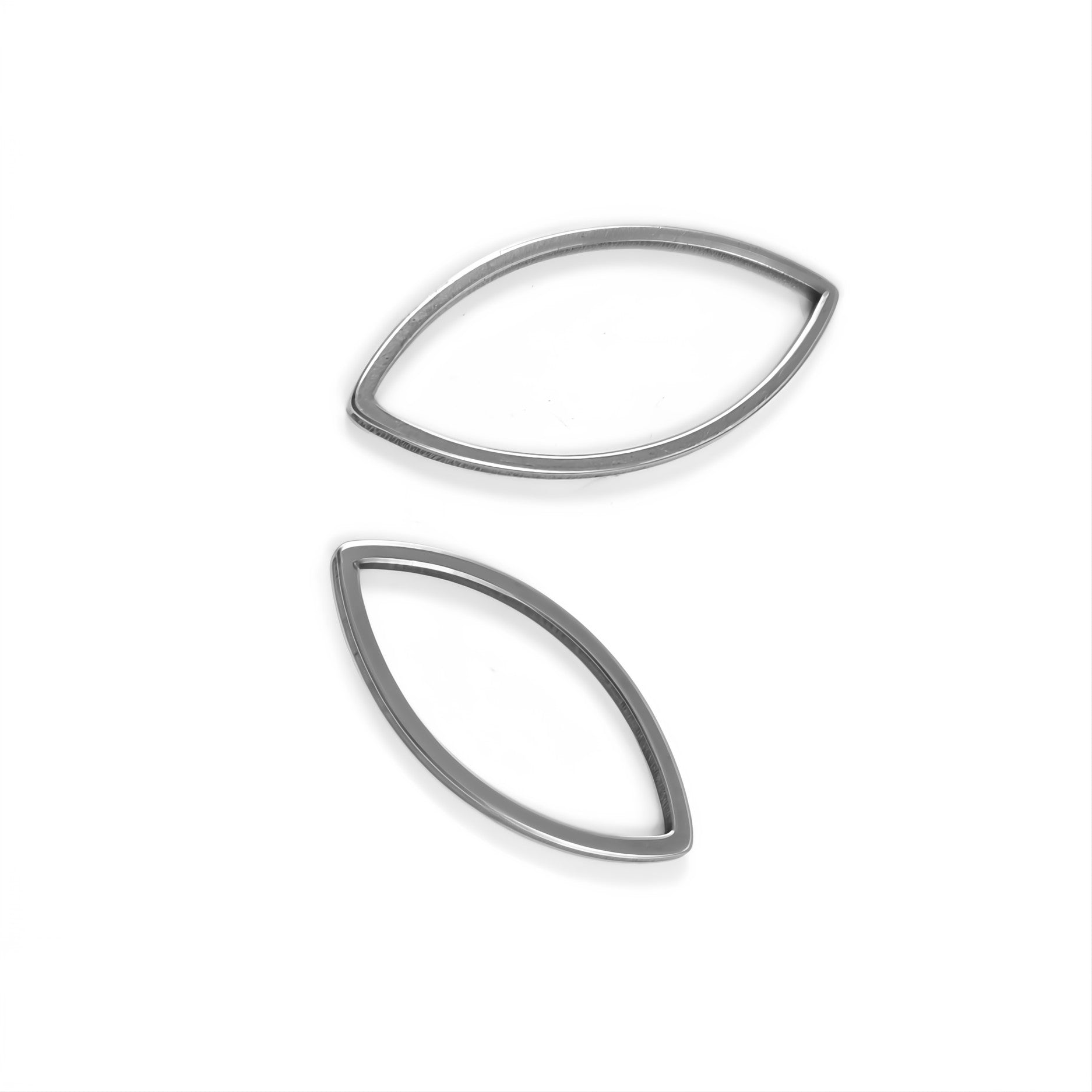 1 Horse Eye Stainless Steel Linking Ring