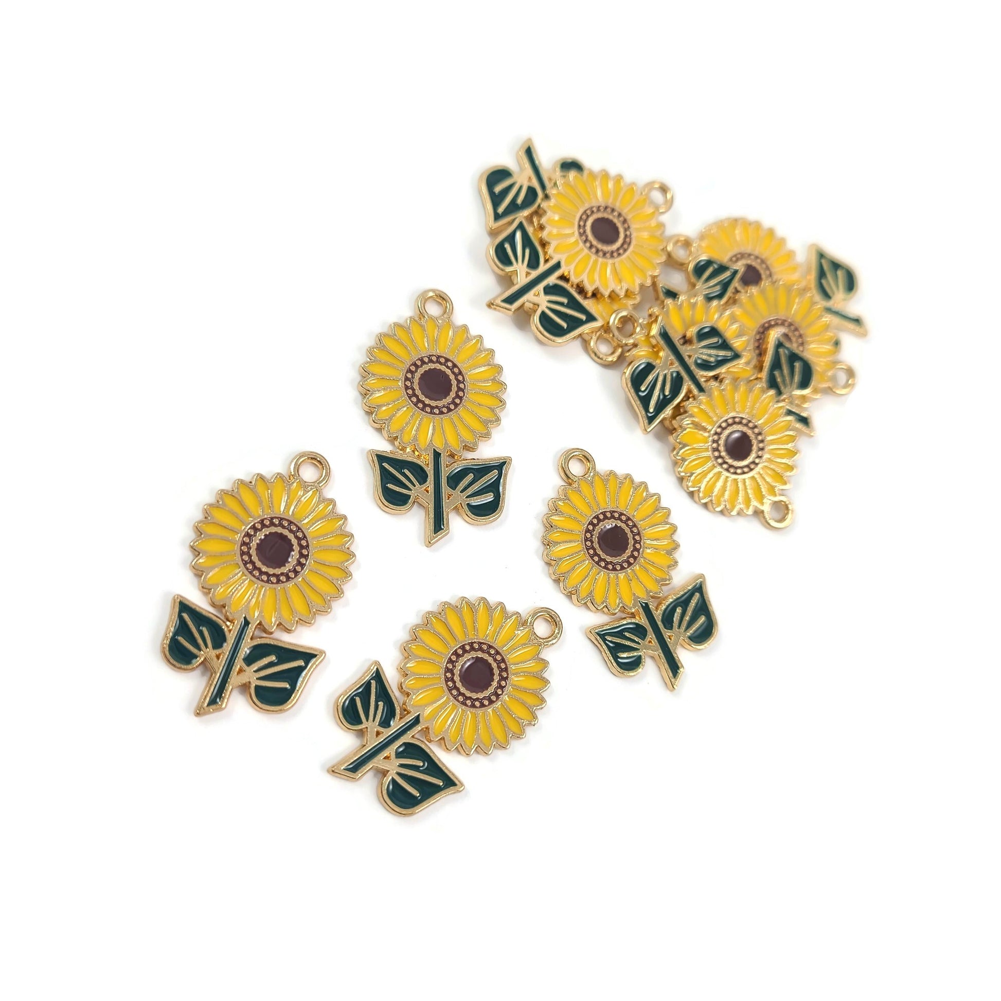 1 breloque tournesol en émail