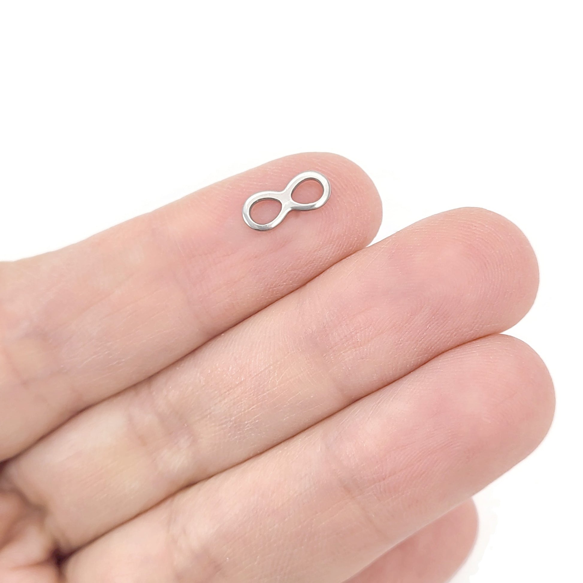 10 petits connecteurs infinis en acier inoxydable 10 x 5mm