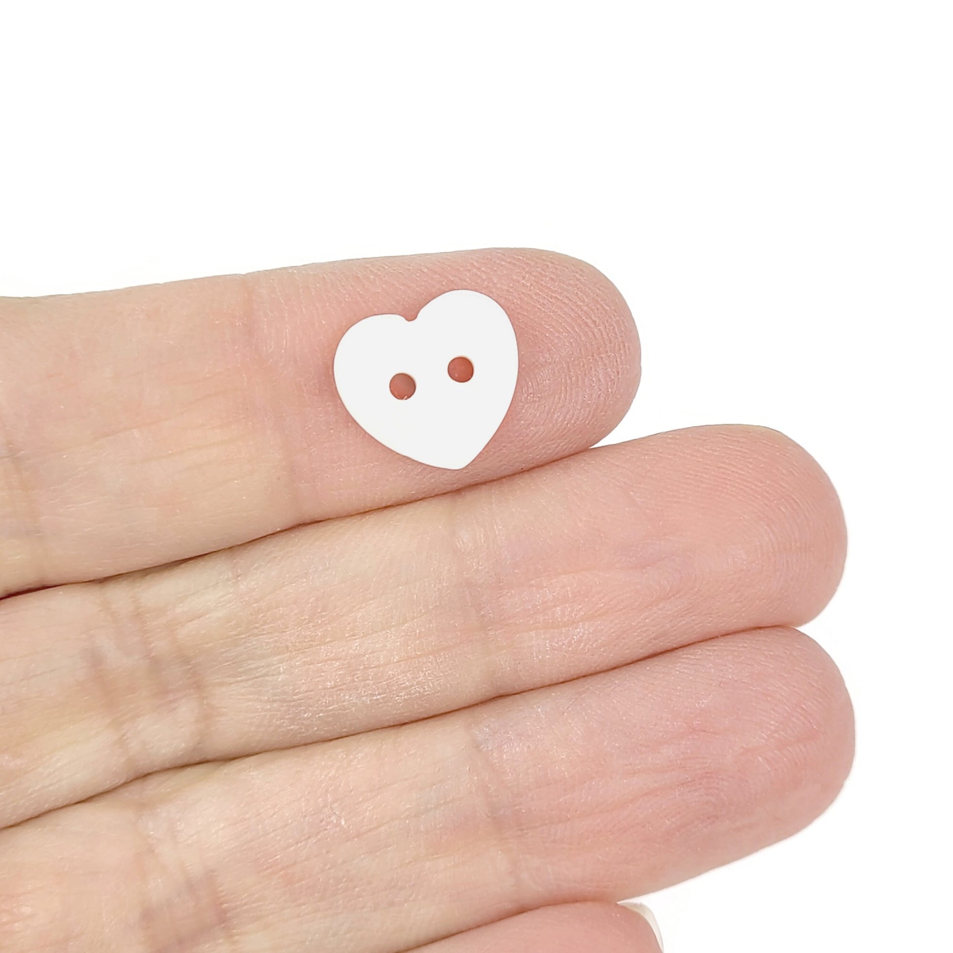6 White Mother of Pearl Heart Buttons 11mm