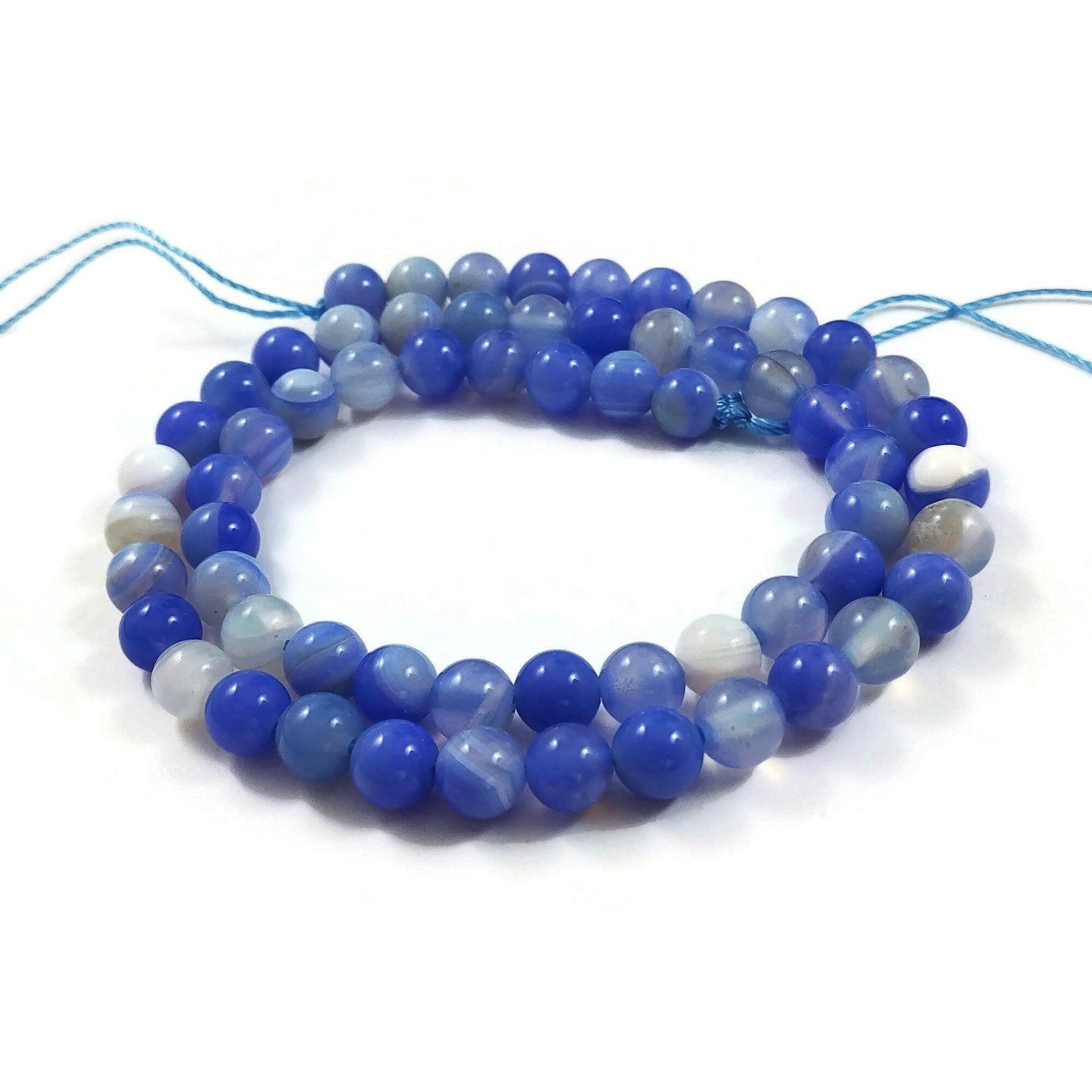 Perles rondes de 6mm en calcédoine naturelle bleue