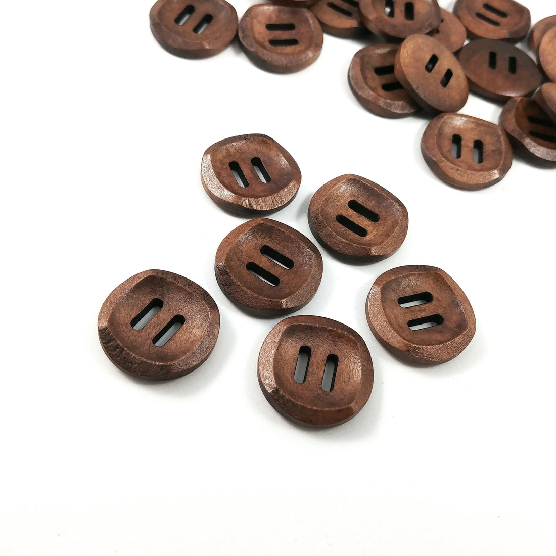Small wood buckle buttons 20mm - set of 6 natural wood buttons