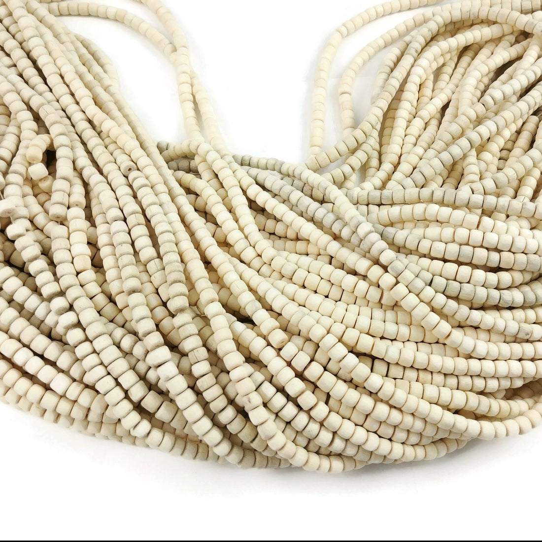 80 perles de bois naturel en rondelle de 4-5mm