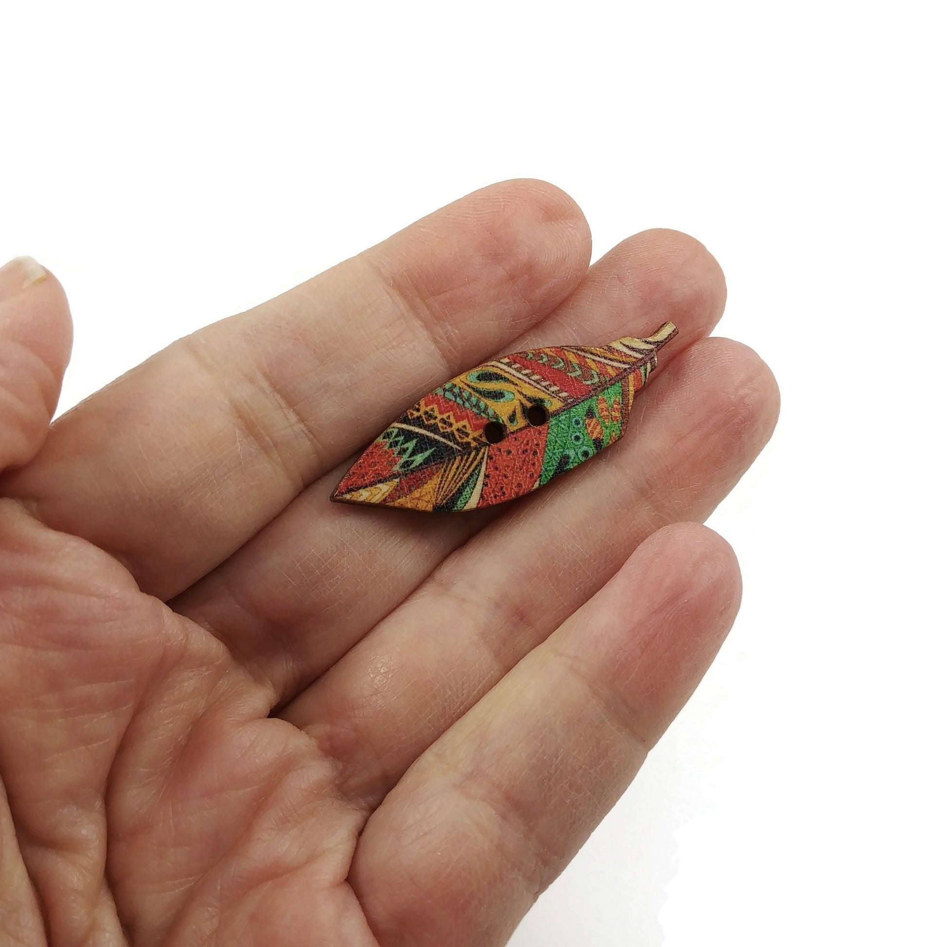 Indian feather wood sewing buttons - 6 Mixed Patterns scrapbooking buttons