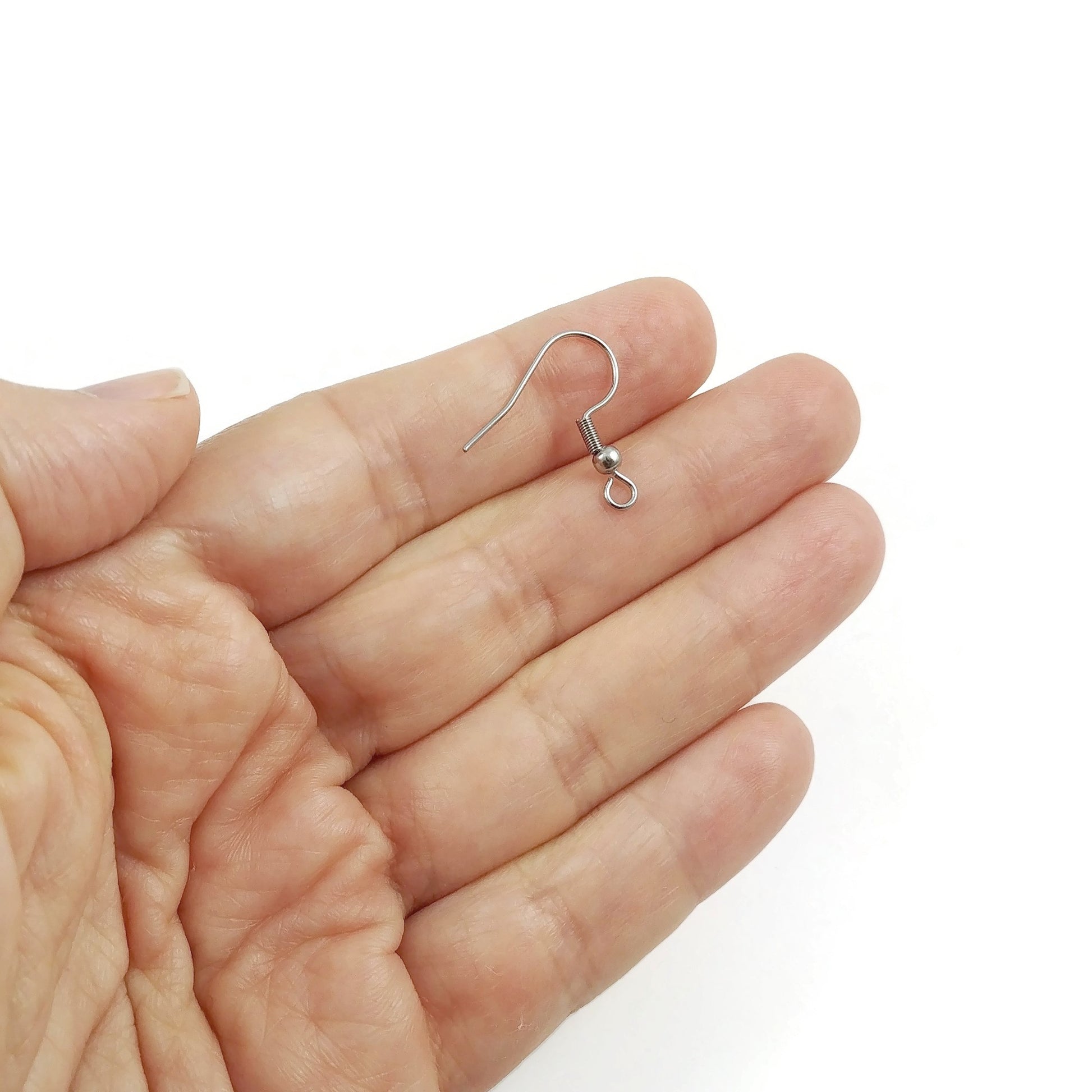 100 pièces (50 paires) crochets pour boucle d'oreille en acier inoxydable hypoallergénique