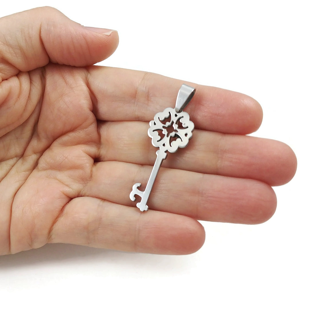 1 Key pendant stainless steel 38mm charm