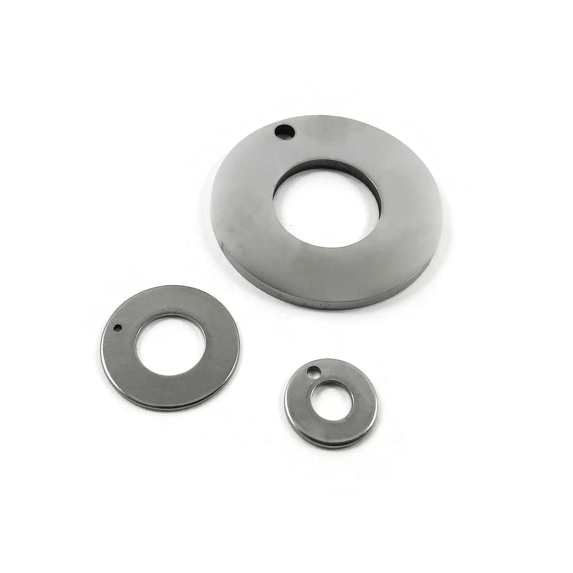 Pendentifs cercles en acier inoxydable
