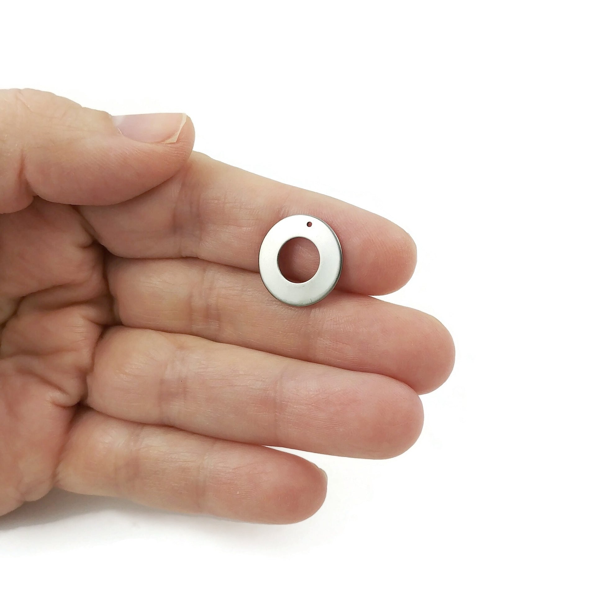 Pendentifs cercles en acier inoxydable