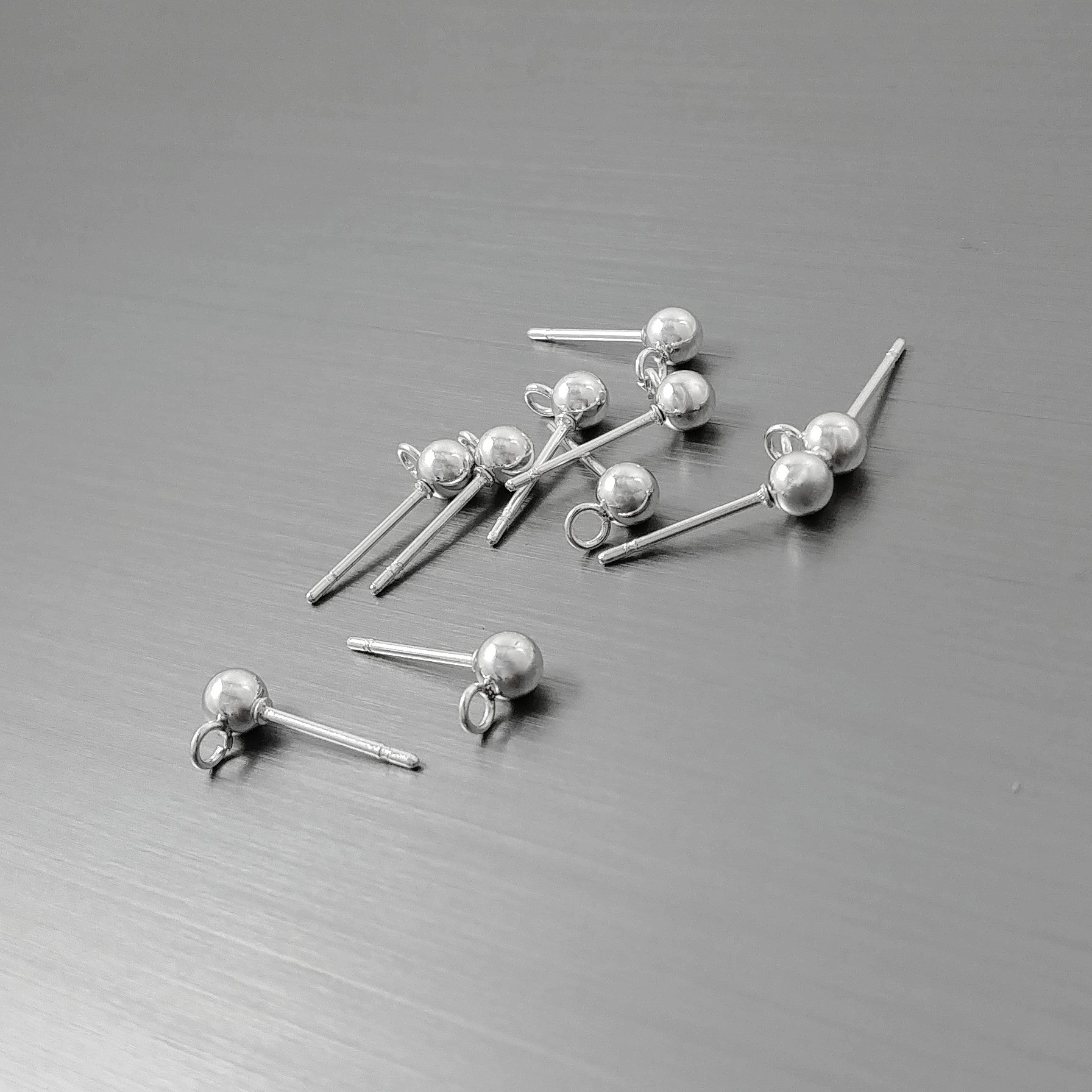 10 ball post with loop, Bright silver stainless steel, 4mm