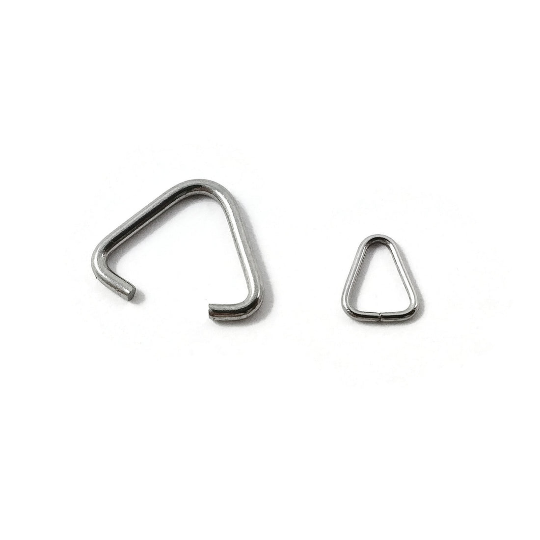 10 Stainless steel triangle jump rings - Silver pinch bails