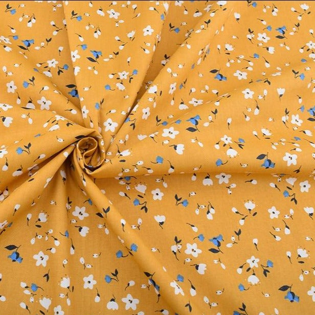 8pcs Tissu de coton sergé imprimé - motifs de renard et d'ours
