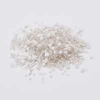 Perles de rocaille en verre - BLANC - Assortiment de formes et grandeurs