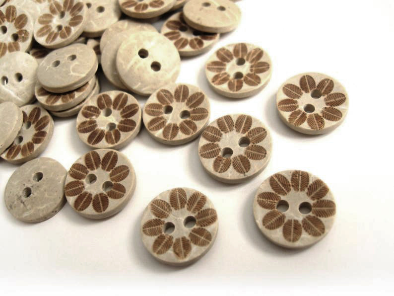 10 Boutons en bois de coco 12mm - Feuille fossile