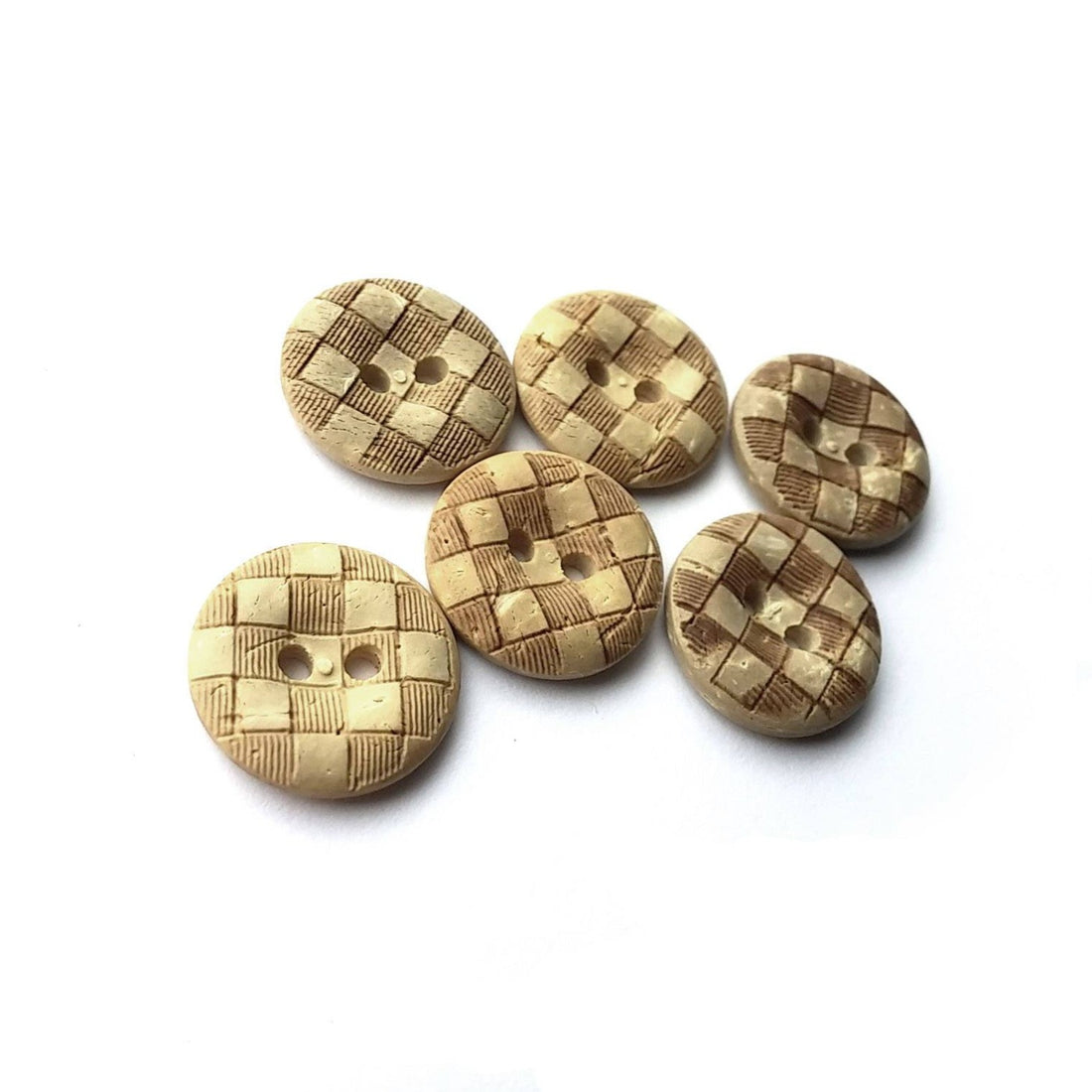 6 Coconut Checkered Carved Buttons 15mm
