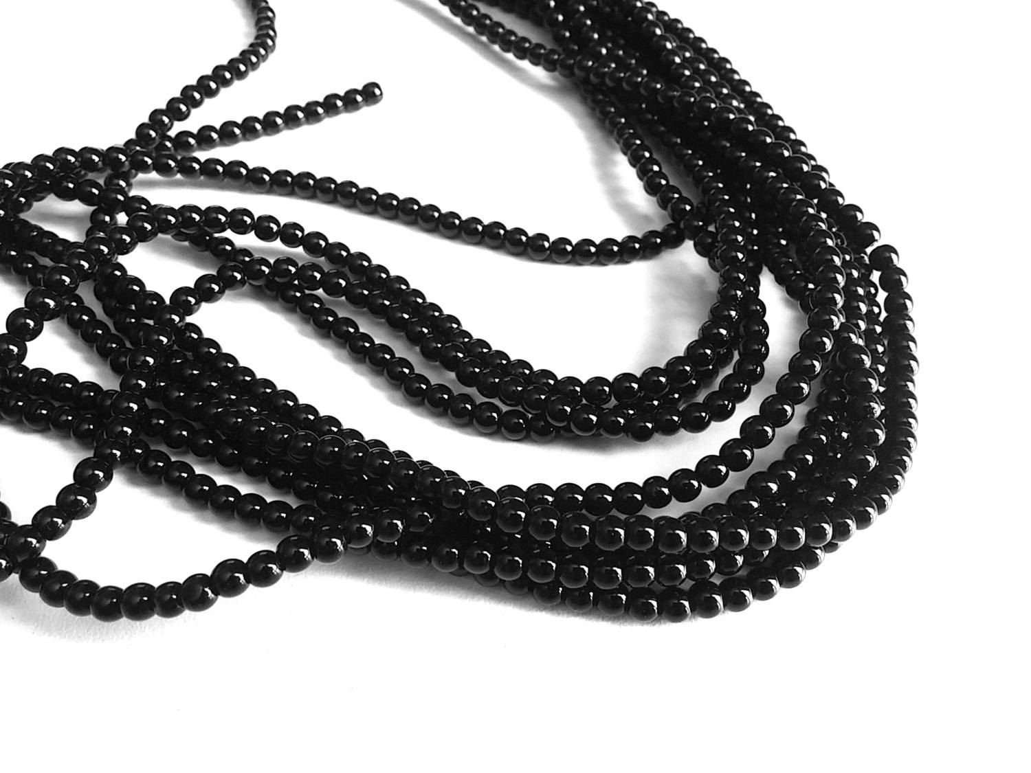 Pierres Naturelles Noires Rondes 4 ou 6mm