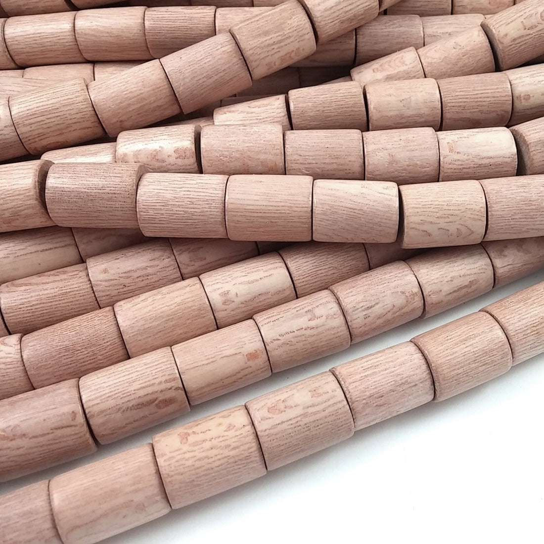 7 Perles tubes en bois de rose naturel 15 x 20mm