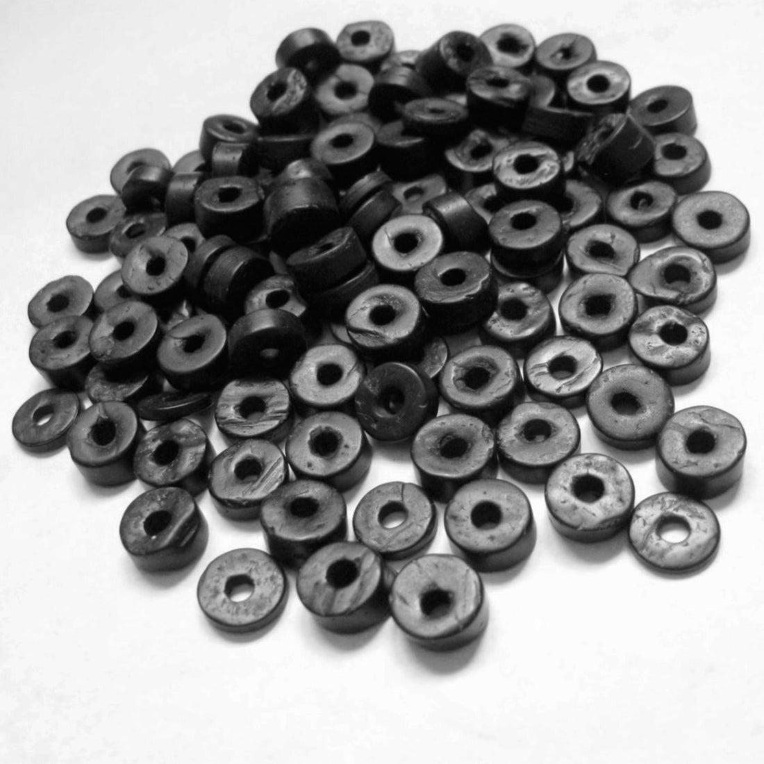 Black Coconut Bead - 100 Eco Friendly Donuts Rondelle Disk Beads 9mm