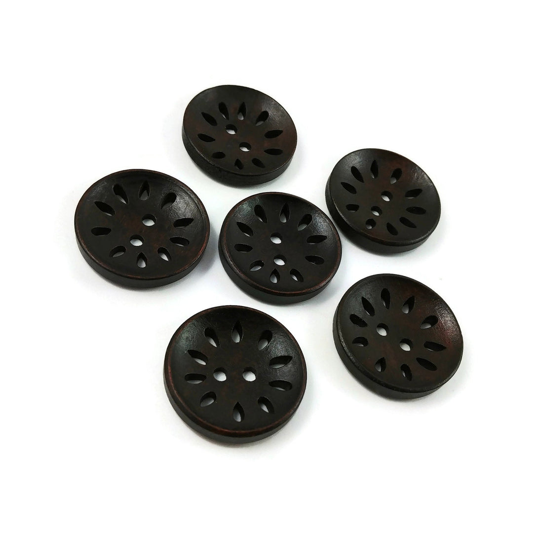 6 hollow wooden buttons 25mm