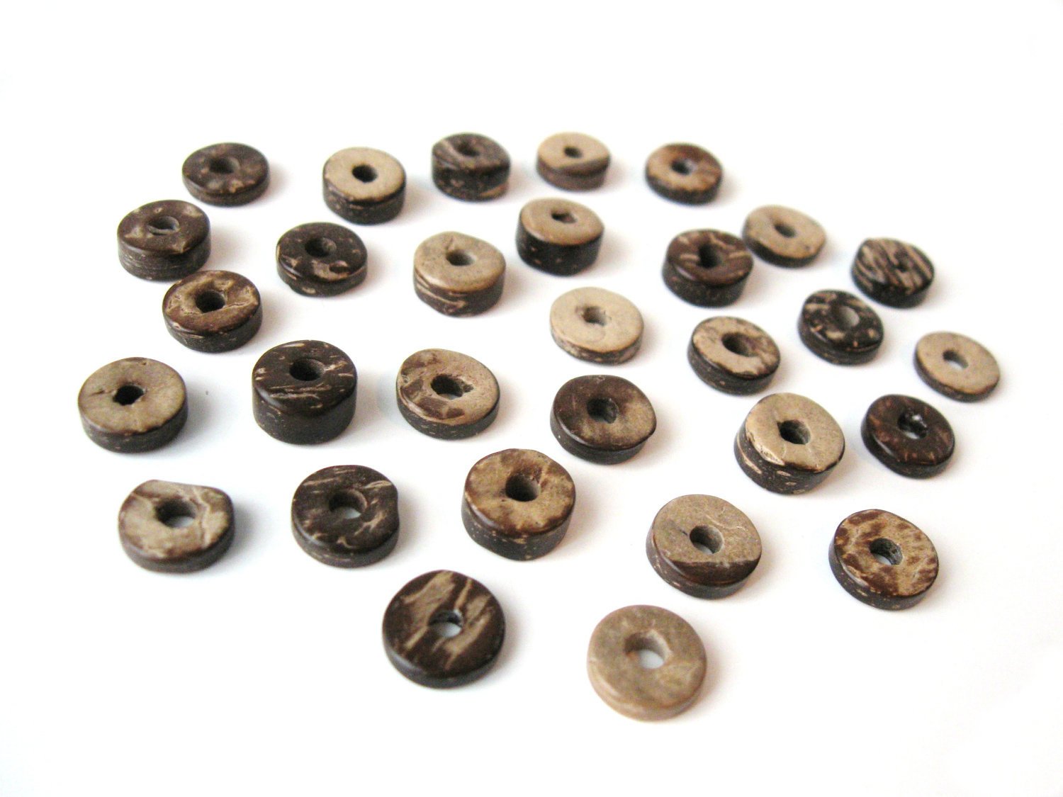 100 perles de bois de coco en rondelle de 9mm