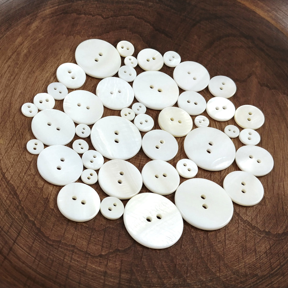 Mother of pearl buttons, Natural white shell sewing buttons, 7 sizes available