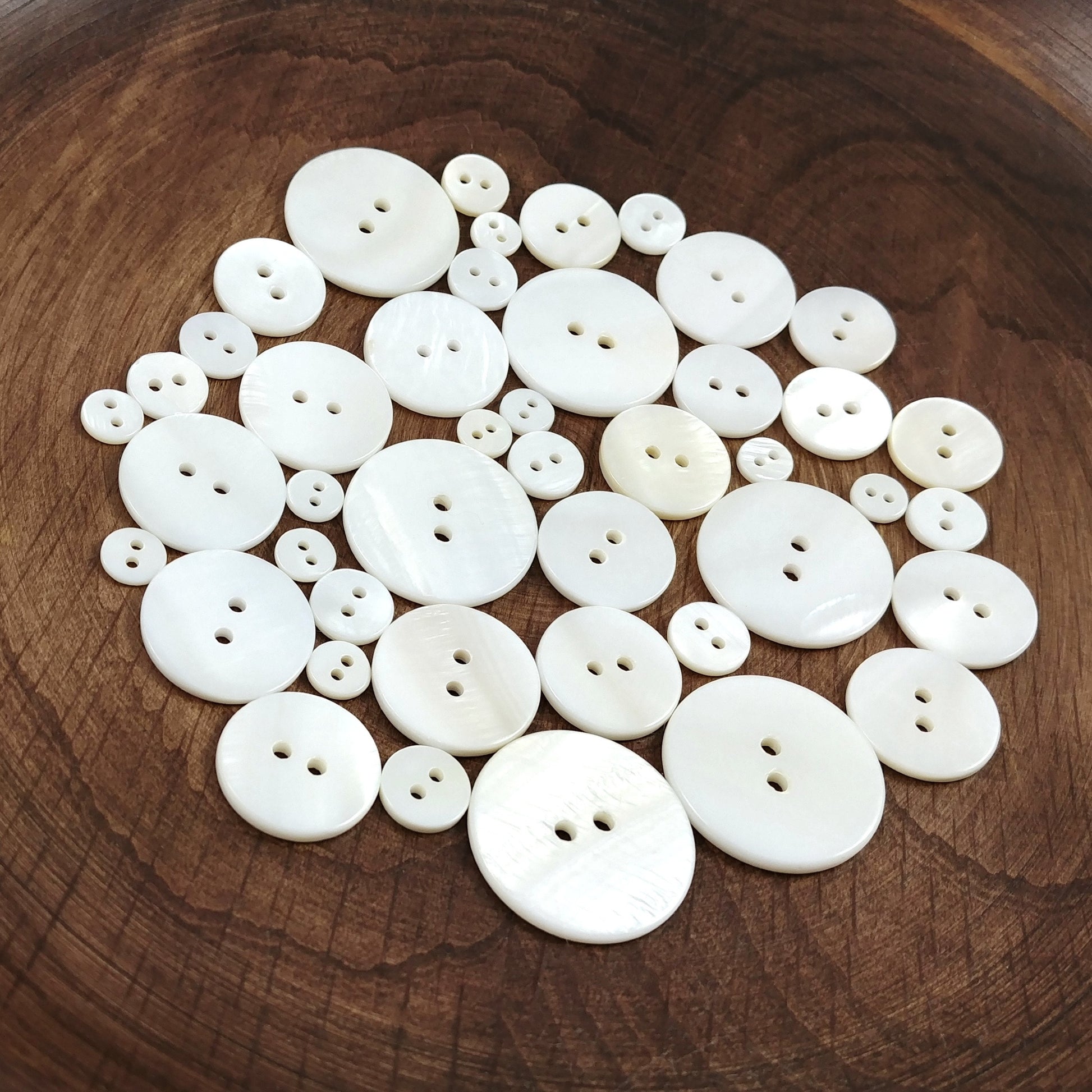 Mother of pearl buttons, Natural white shell sewing buttons, 7 sizes available