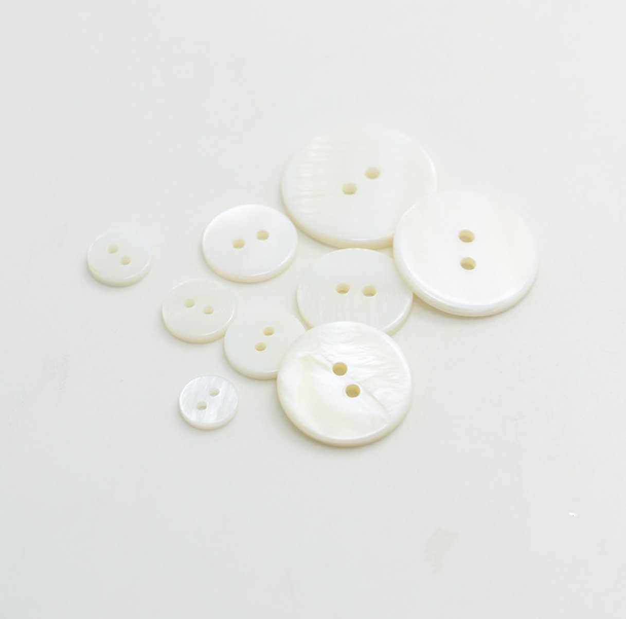 Mother of pearl buttons, Natural white shell sewing buttons, 7 sizes available