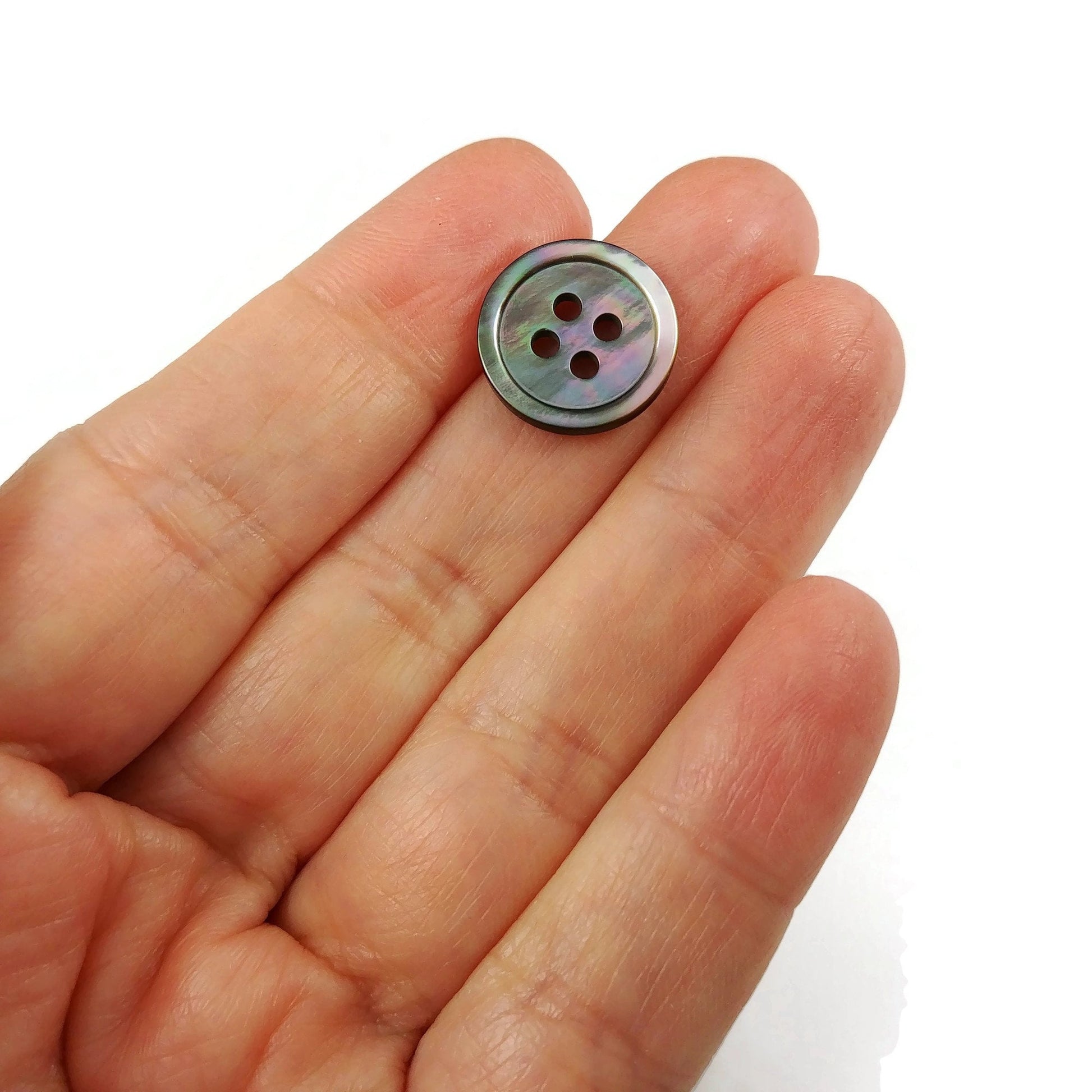 Grey mother of pearl buttons, Natural black lip shell sewing buttons, 4 sizes available