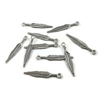 10 Pendentifs plume argent de 29mm - Sans nickel, sans plomb et sans cadmium