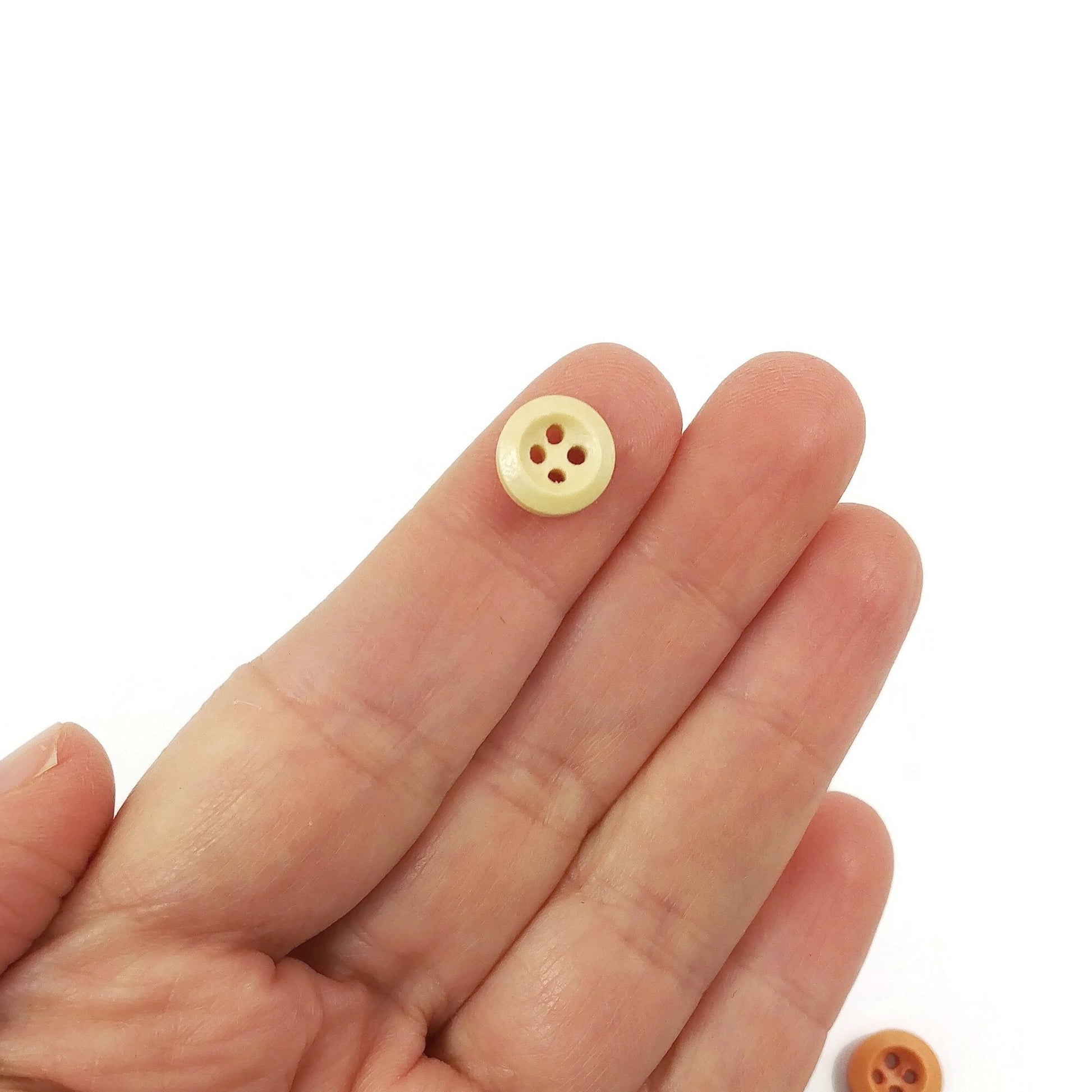 10mm tiny wooden buttons, 6 small natural buttons, Cute mini buttons for dolls