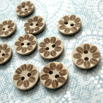 10 Boutons en bois de coco 12mm - Feuille fossile