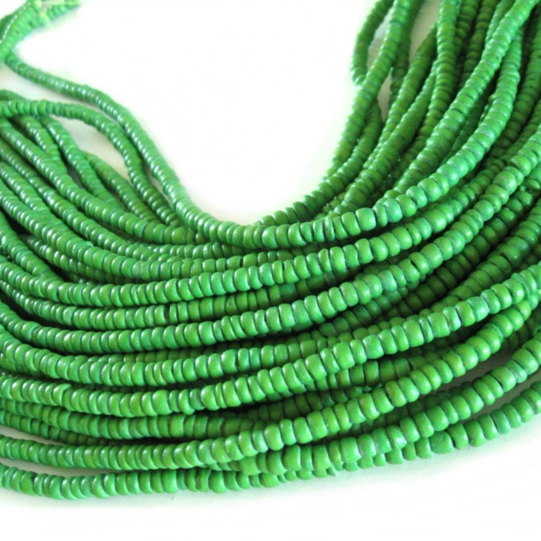 Green coconut rondelle beads 5mm