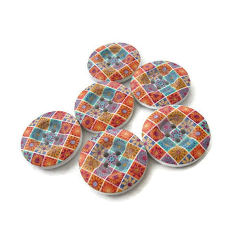 6 painted wooden button - flower patchwork pattern 23mm